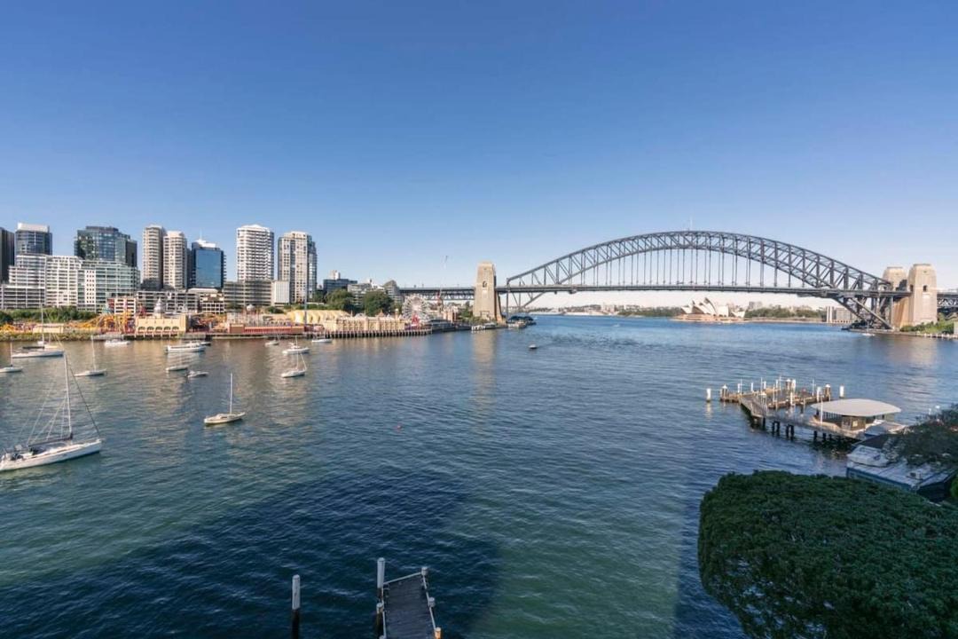 Photo of Others in McMahons Point