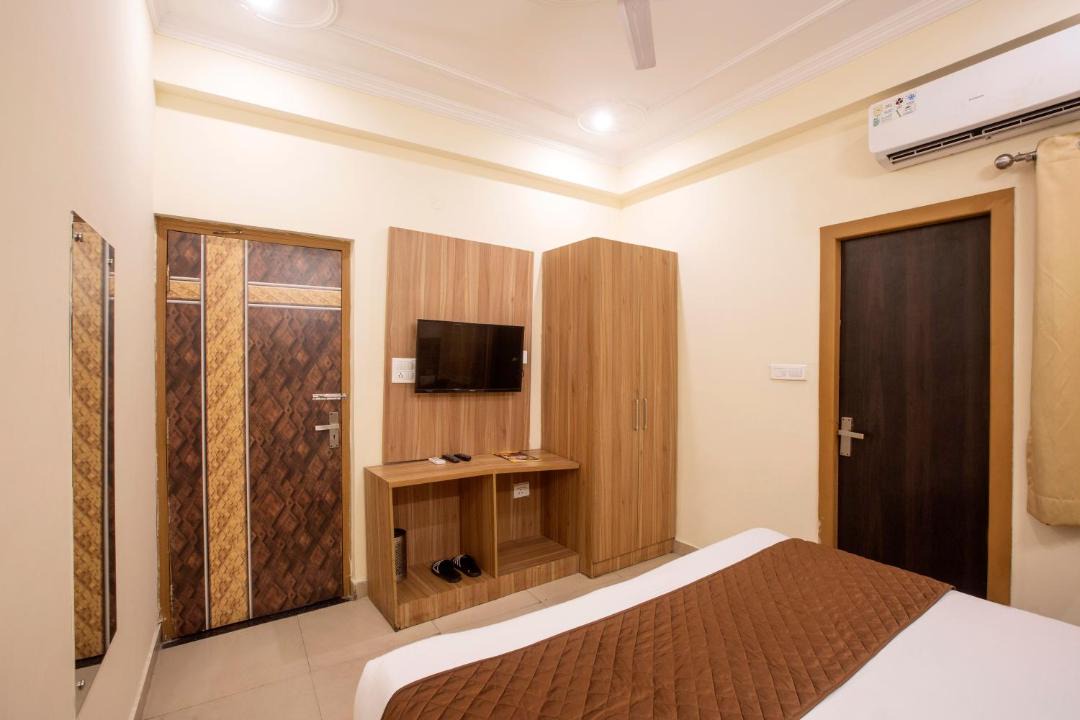 Photo of Others in Noida