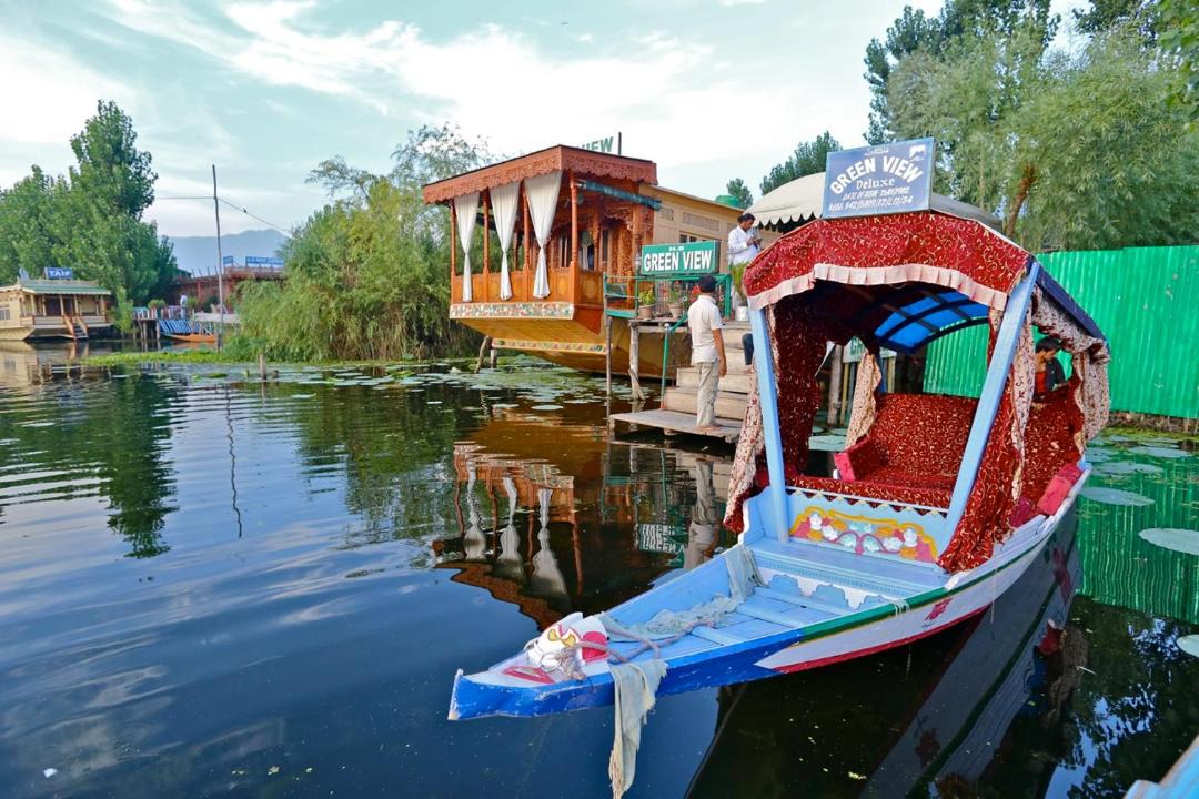 Photo of Others in Dal Lake