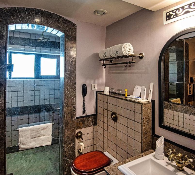 Photo of Bathroom in Dal Lake