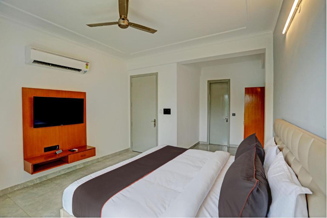 Photo of Bedroom in Sushant Lok