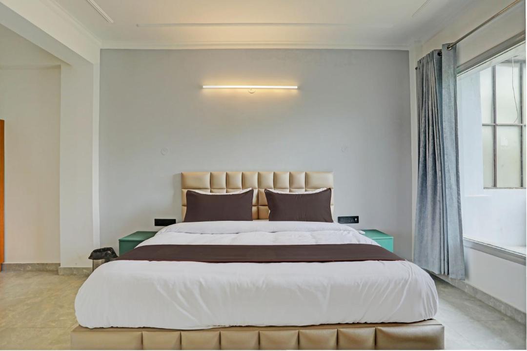 Photo of Bedroom in Sushant Lok