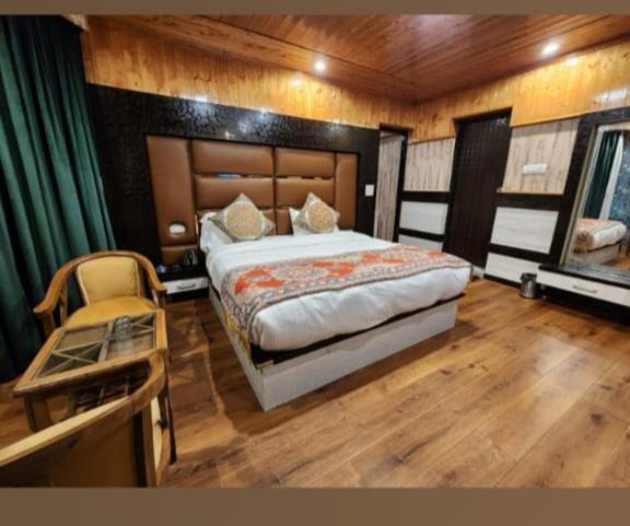 Photo of Others in Pahalgam