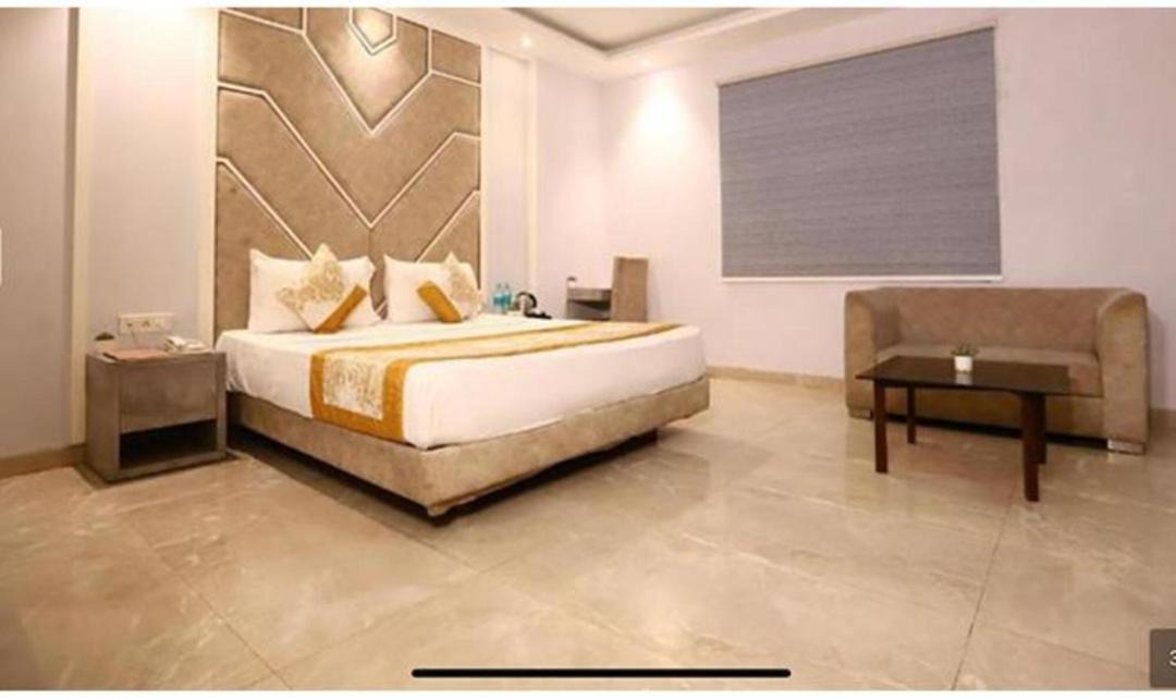 Photo of Bedroom in Mahipalpur Extension