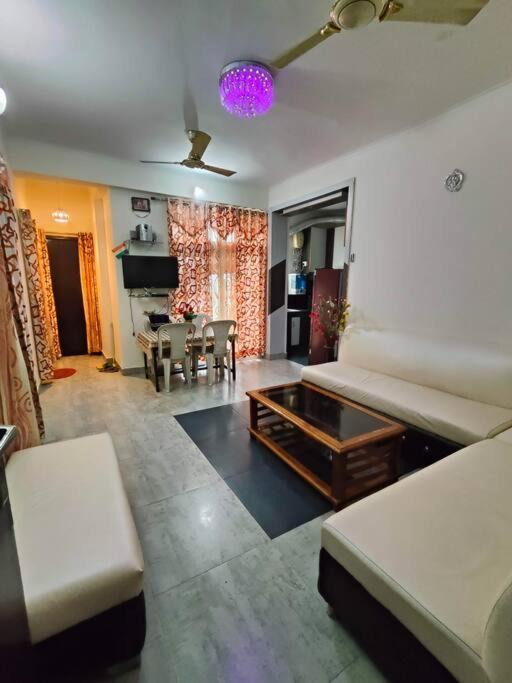 Photo of Livingroom in Greater Noida