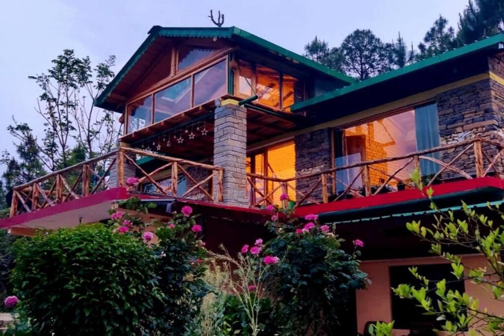 Photo of Buildings in Almora