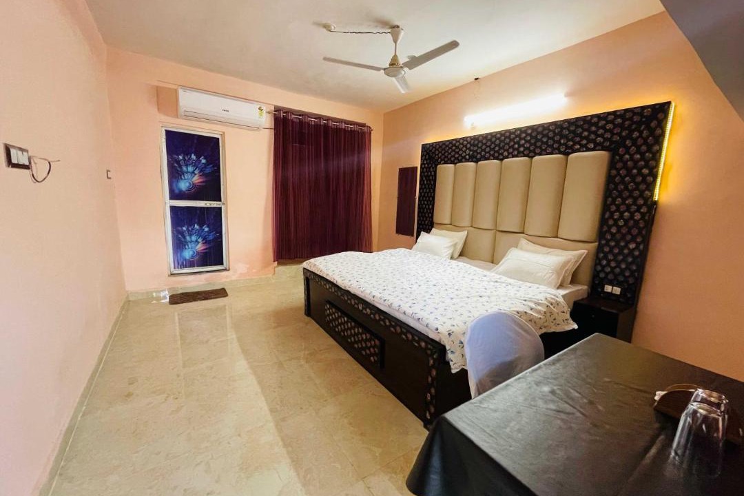 Photo of Bedroom in Jabalpur