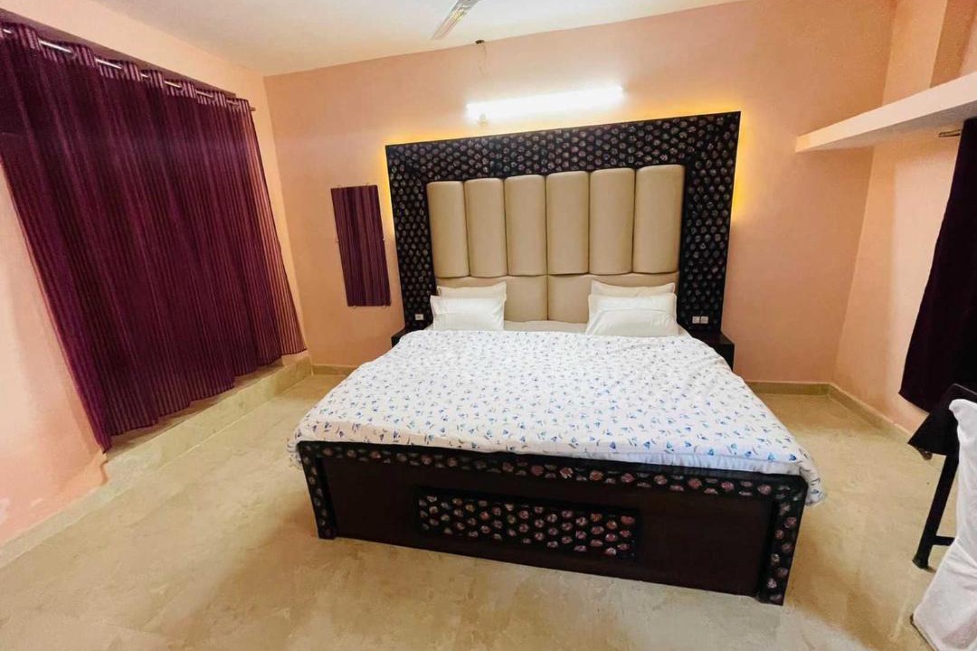 Photo of Bedroom in Jabalpur