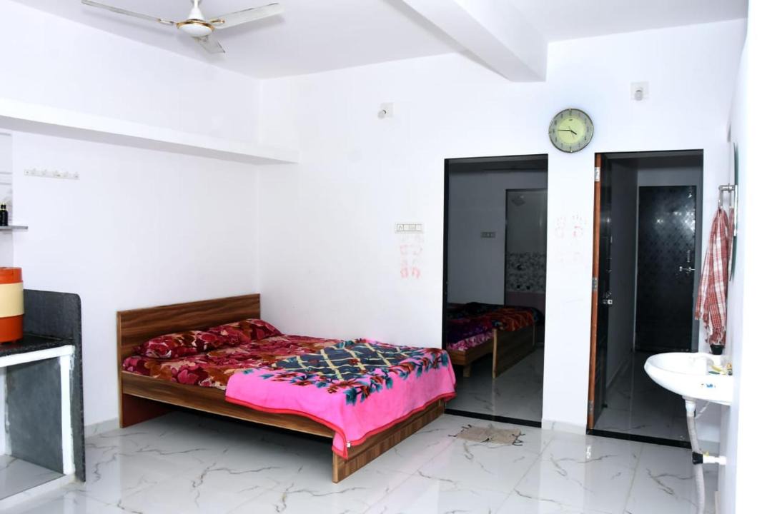 Photo of Bedroom in Rajpipla