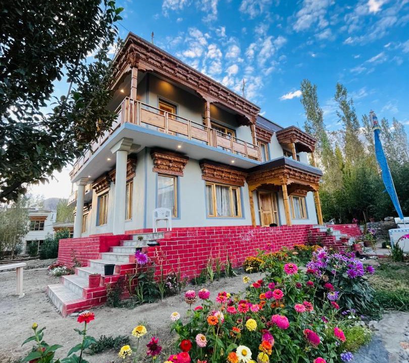 Photo of Others in Leh