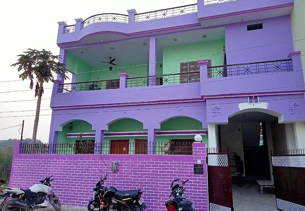 Photo of Buildings in Varanasi