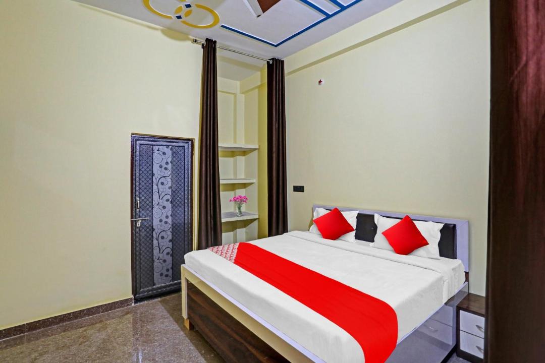 Photo of Bedroom in Naini