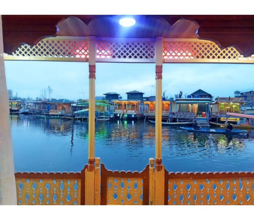 Photo of Others in Dal Lake