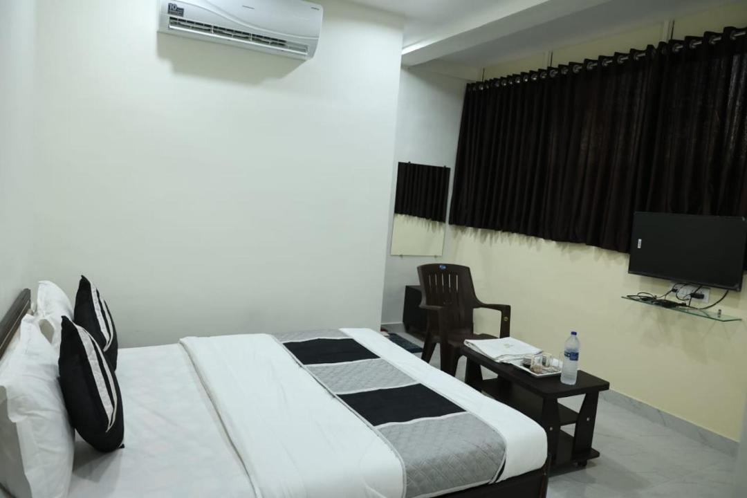 Photo of Bedroom in Ahmedabad