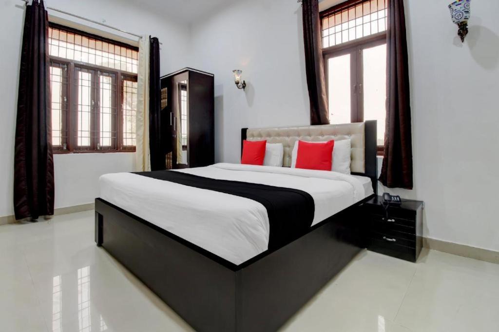 Photo of Bedroom in Vrindavan