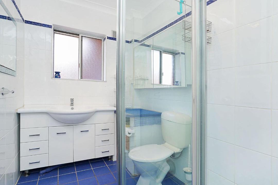 Photo of Bathroom in The Entrance