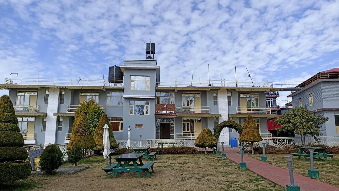 Photo of Others in Gunehr