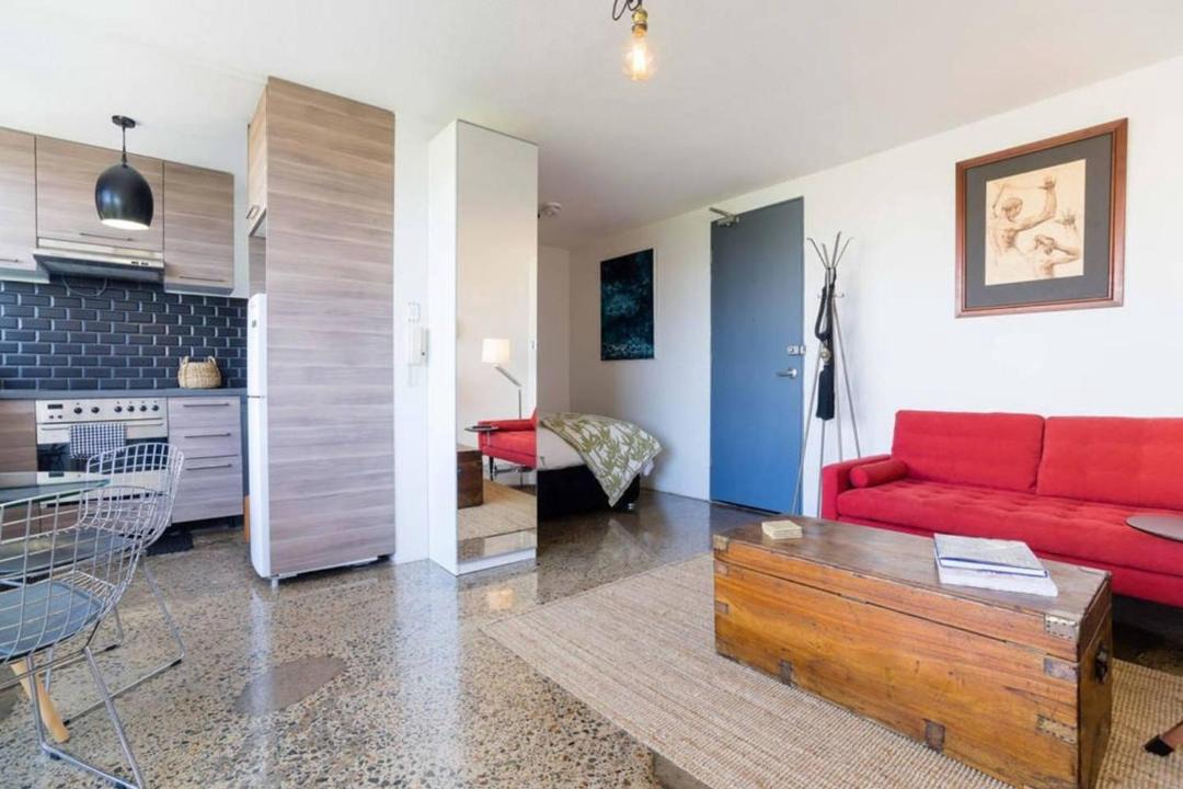 Photo of Livingroom in Elizabeth Bay