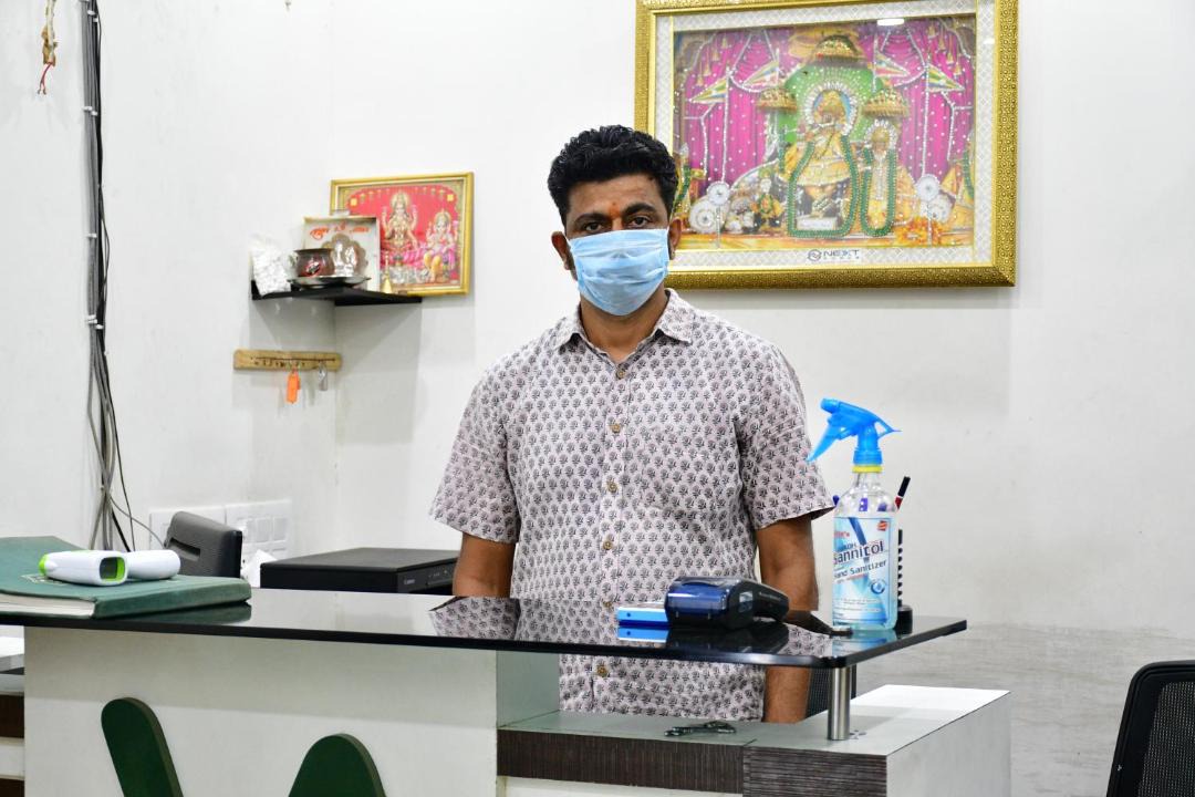Photo of Human In Picture in Bani Park