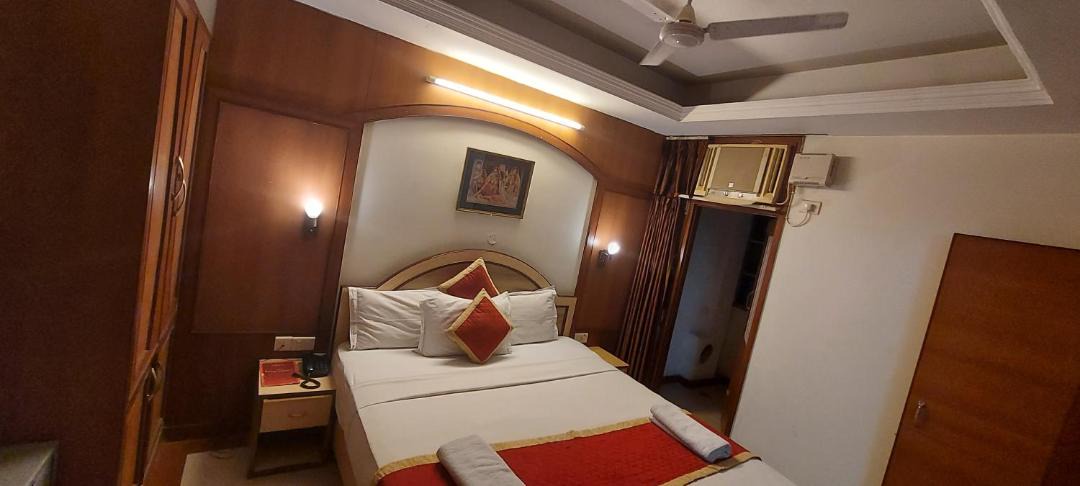 Photo of Bedroom in Raja Park