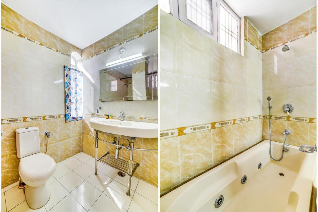 Photo of Bathroom in Raja Park