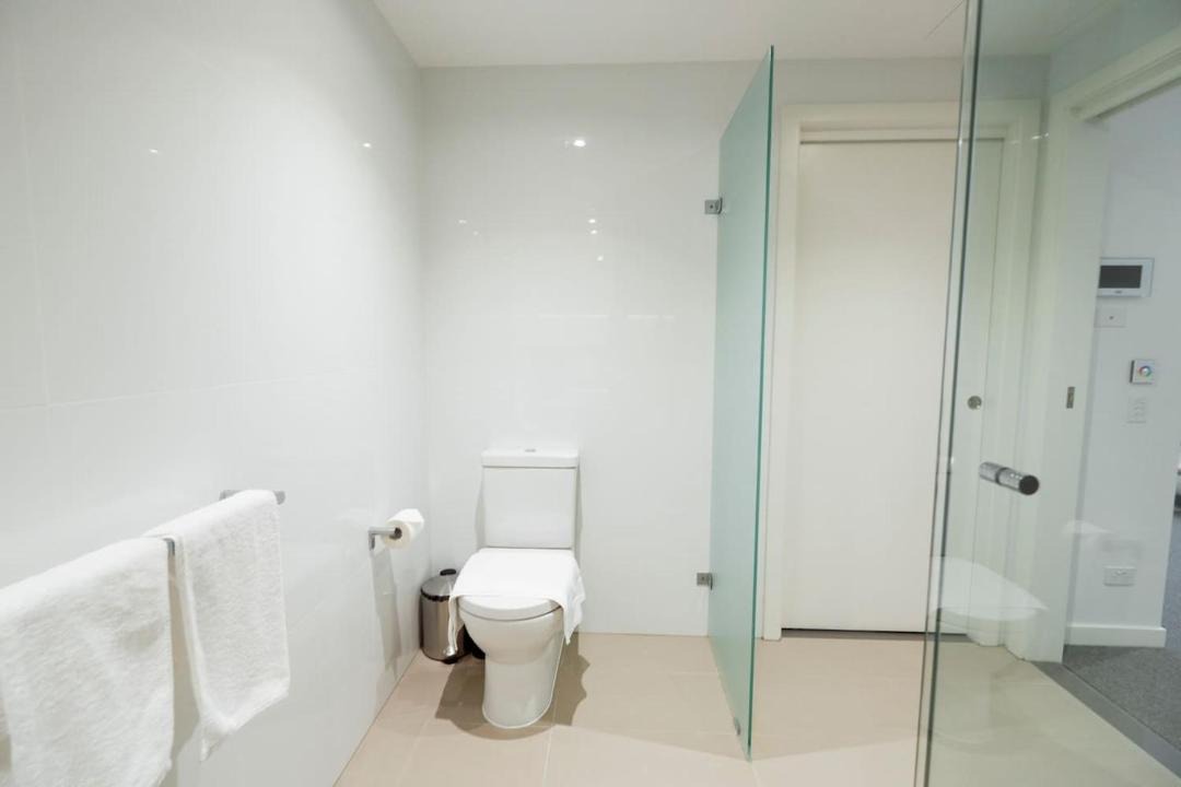 Photo of Bathroom in Wentworth Point