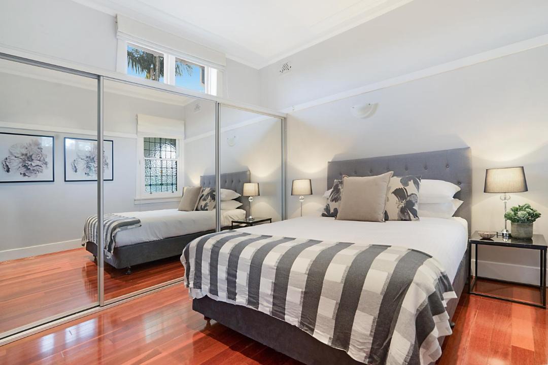 Photo of Bedroom in Cremorne