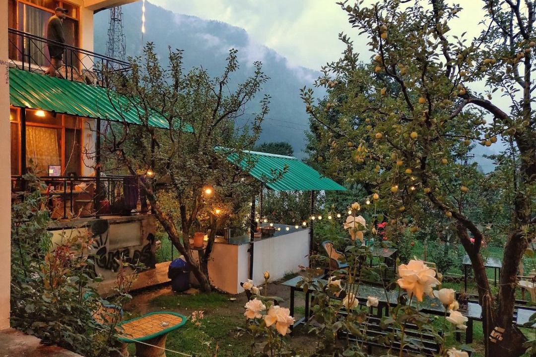 Photo of Others in Old Manali