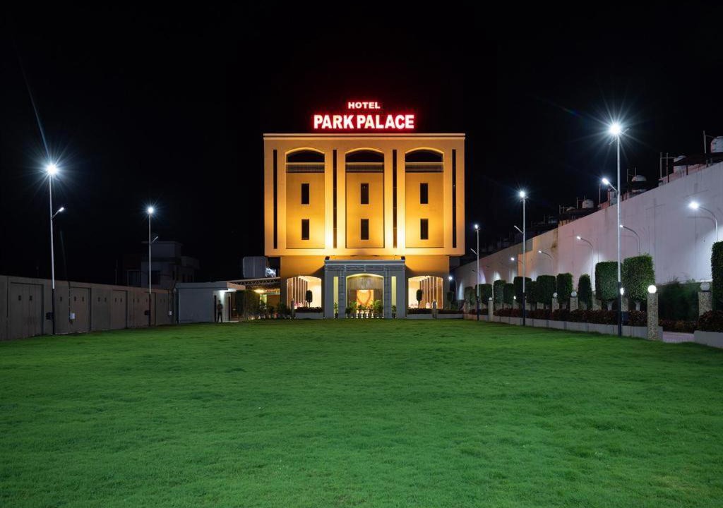 Photo of Buildings in Ujjain