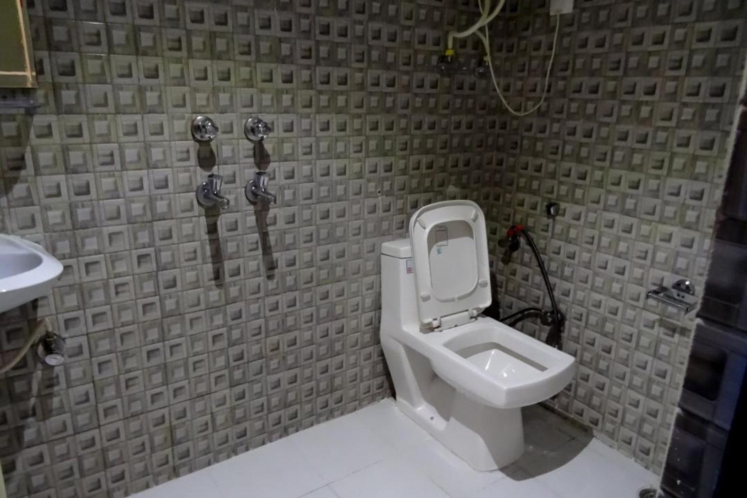 Photo of Bathroom in Bhagsu Nag