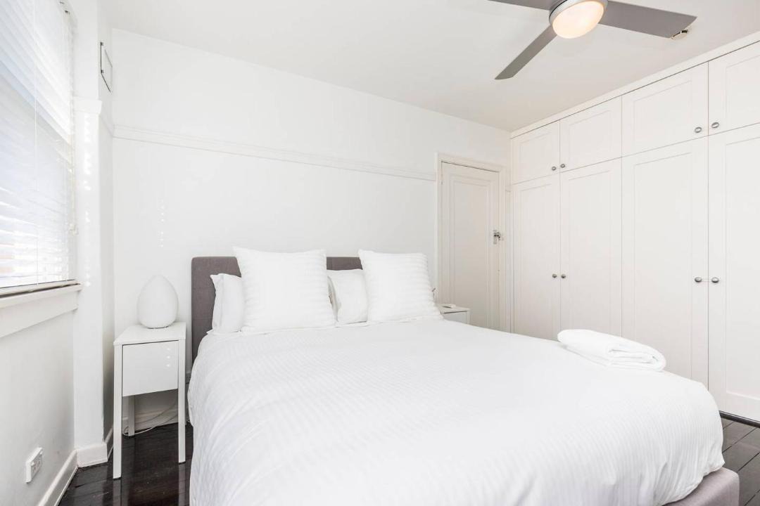 Photo of Bedroom in Elizabeth Bay