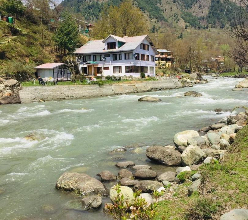 Photo of Others in Laripora