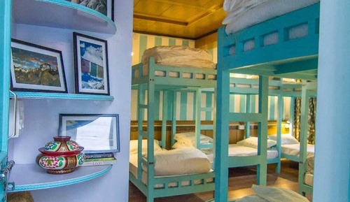 Standard Shared Dormitory, Mixed Dorm, Mountain View