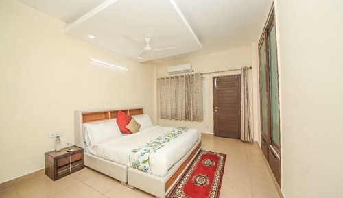 Luxury Apartment