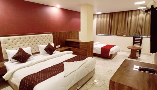 Family Triple Room, City View