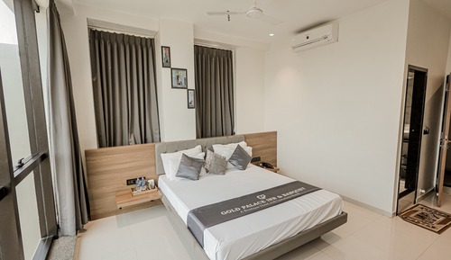 Superior Room, City View