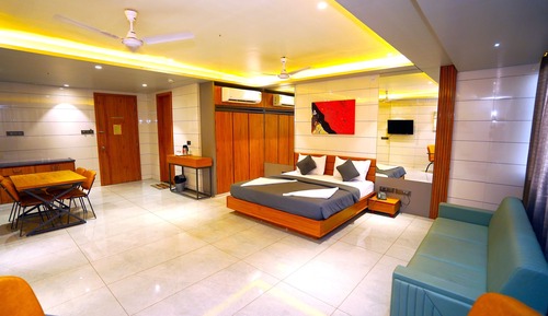 Suite Room