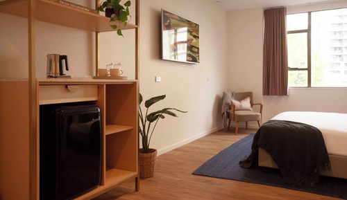 Private Family Ensuite Room
