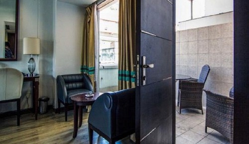 Luxury Suite, 1 King Bed, City View