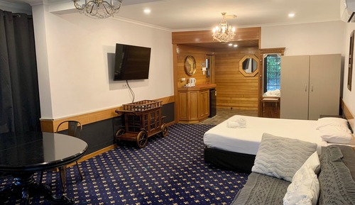 Executive Room