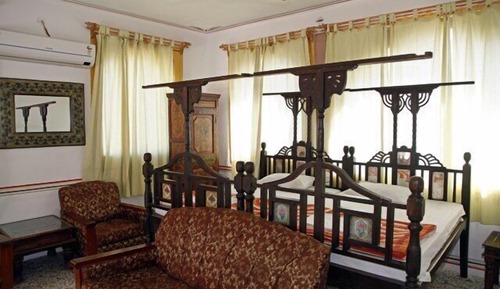 Super Deluxe Room