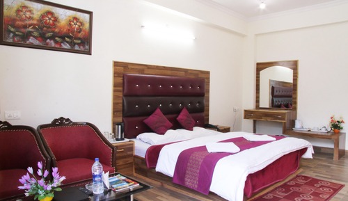 Premium Double Room, 1 Bedroom, Balcony, Mountain View