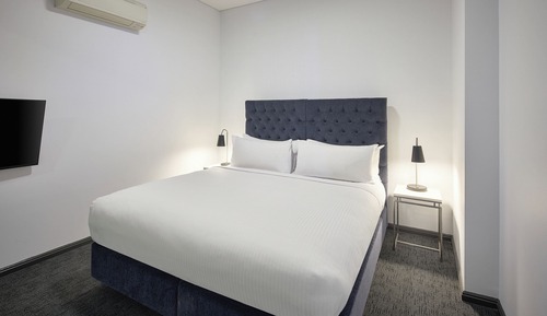 1 Bedroom Suite