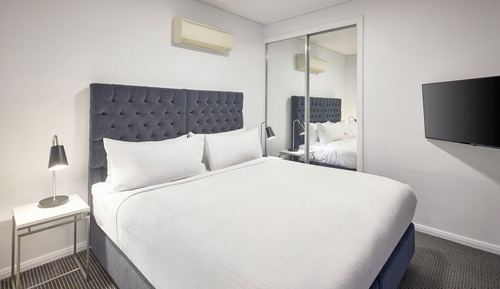 1 Bedroom Balcony Suite