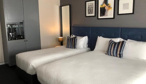 Classic Triple Room