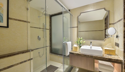 Superior Room, 1 King Bed