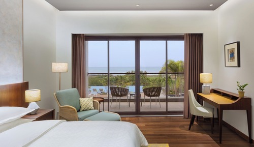 Room, 1 King Bed, Sea View