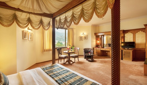 Lotus Suite