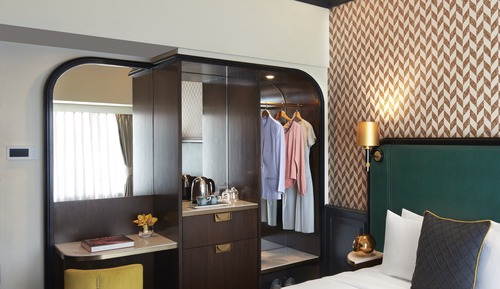 Superior King Room