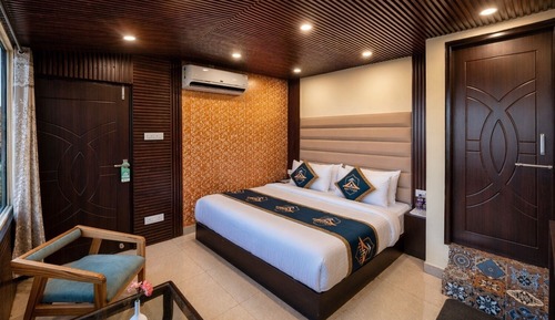 Elite Room